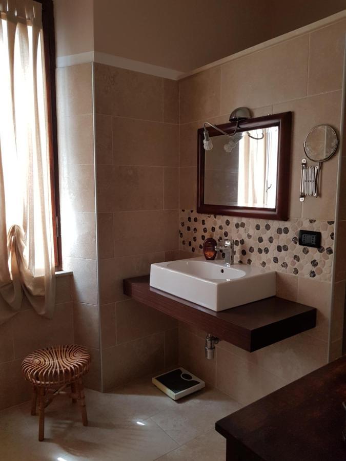 Dueterre Room & Host Fornole Εξωτερικό φωτογραφία