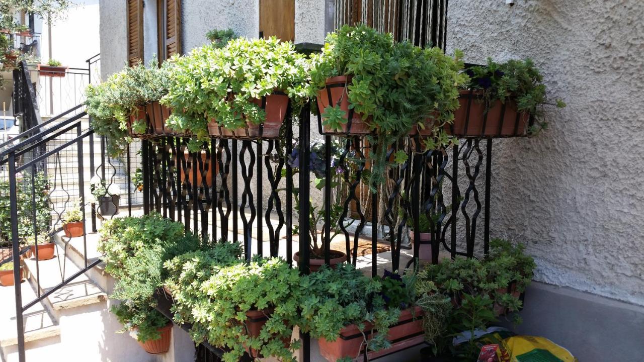 Dueterre Room & Host Fornole Εξωτερικό φωτογραφία